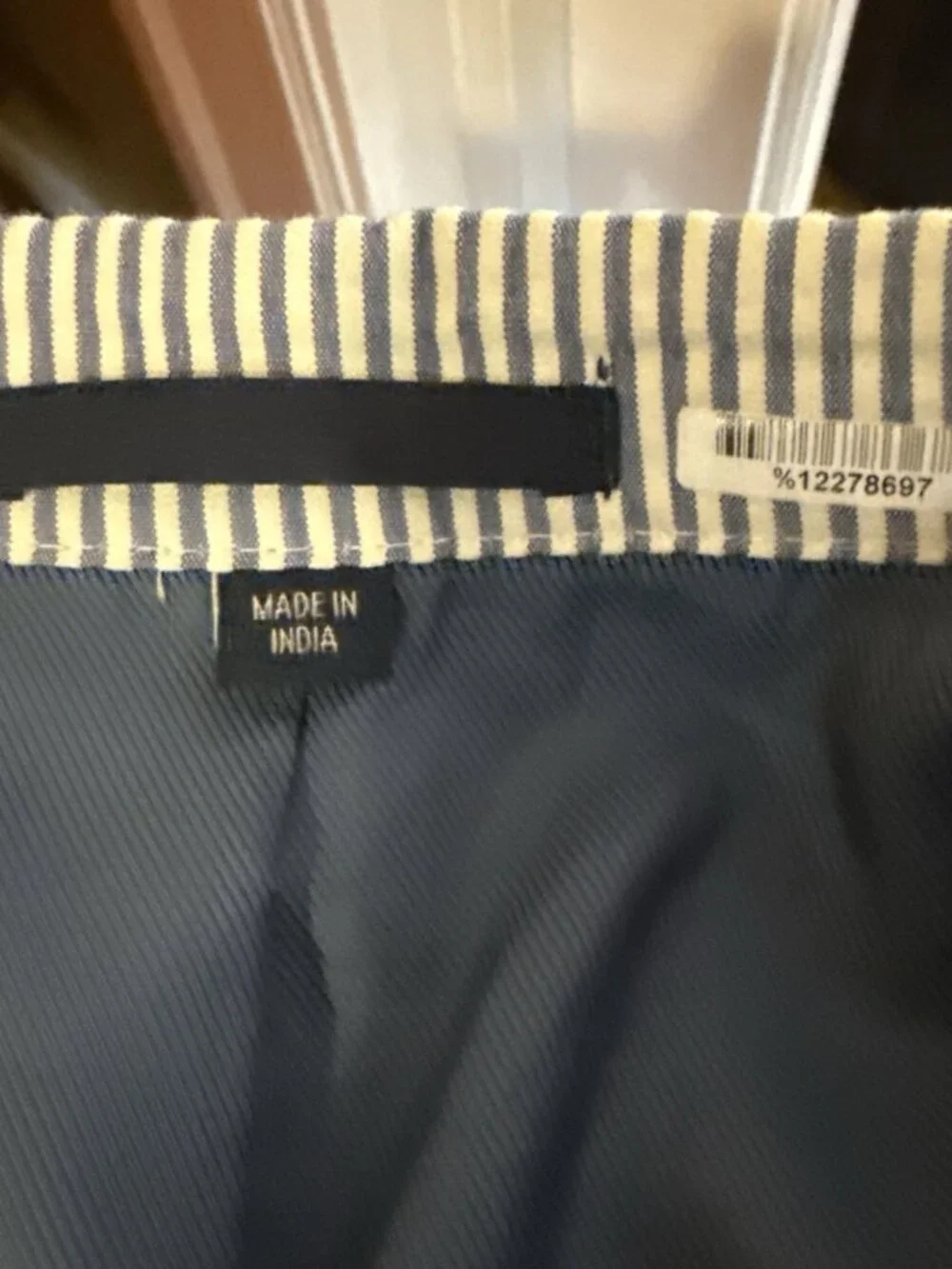 JoS A Bank Executive Seersucker Suit Men 48L 43W Pleated/Cuff Pant-Blue/White
